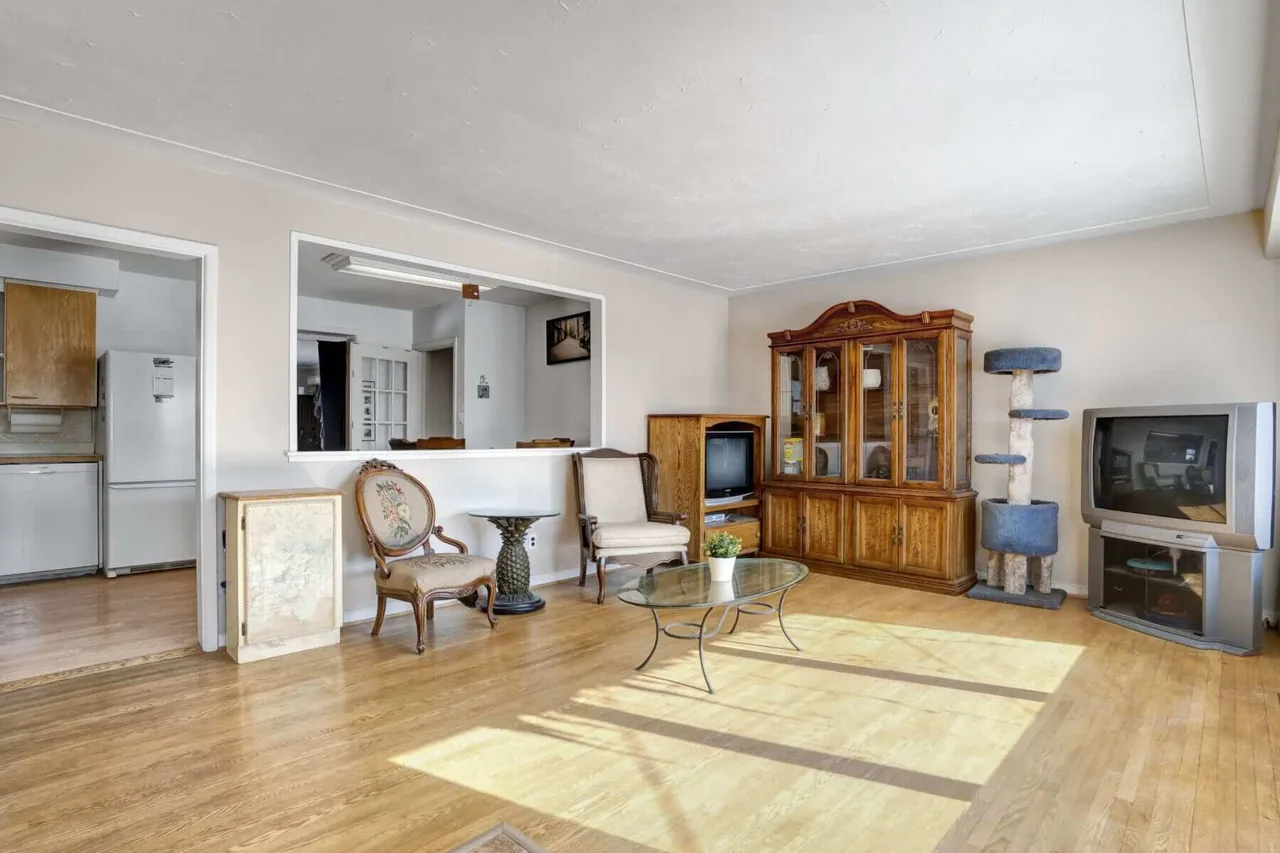 Booking a North York real estate photography shoot online