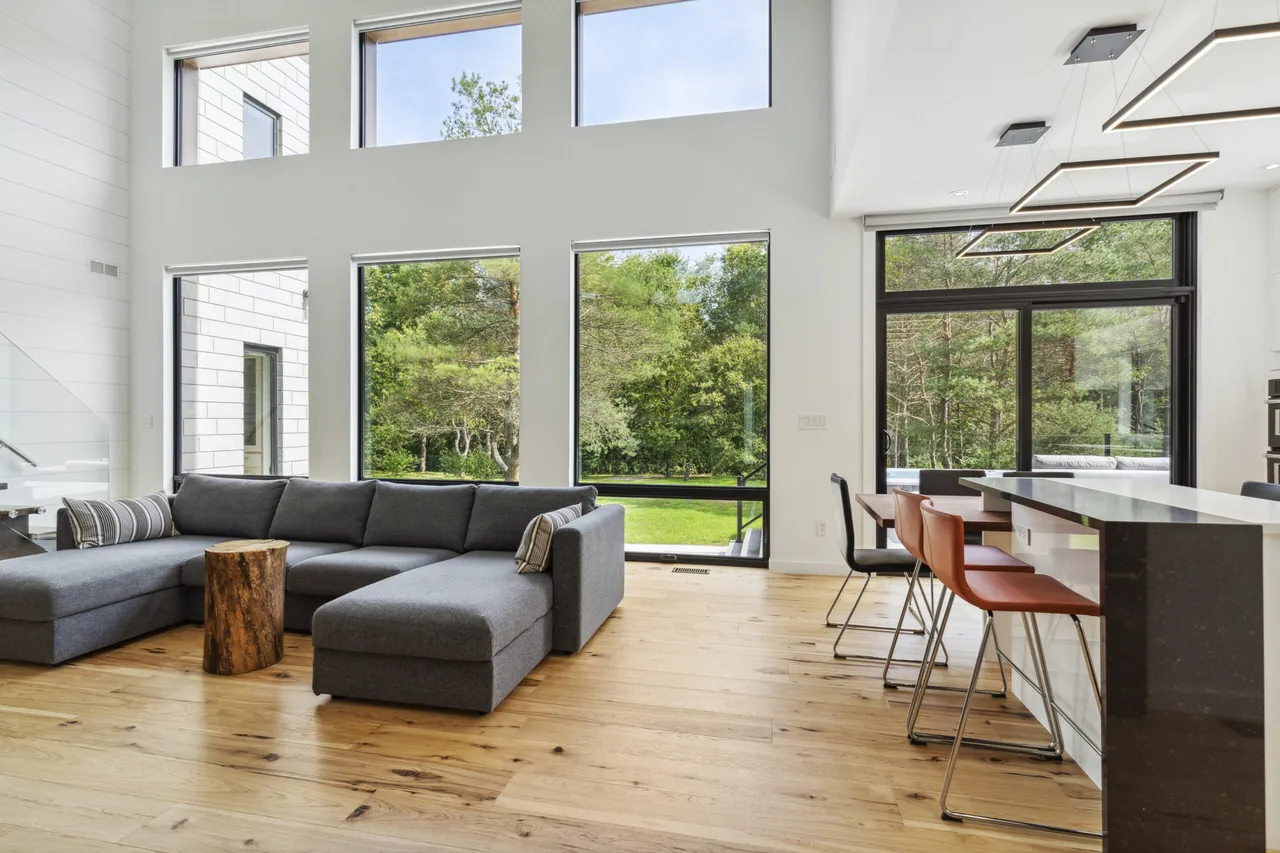 Booking a Markham real estate photography shoot online