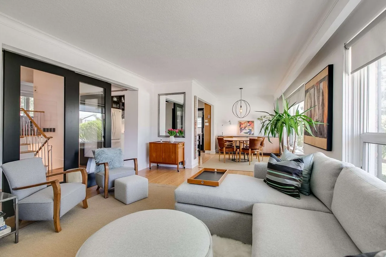 Booking a Etobicoke real estate photography shoot online