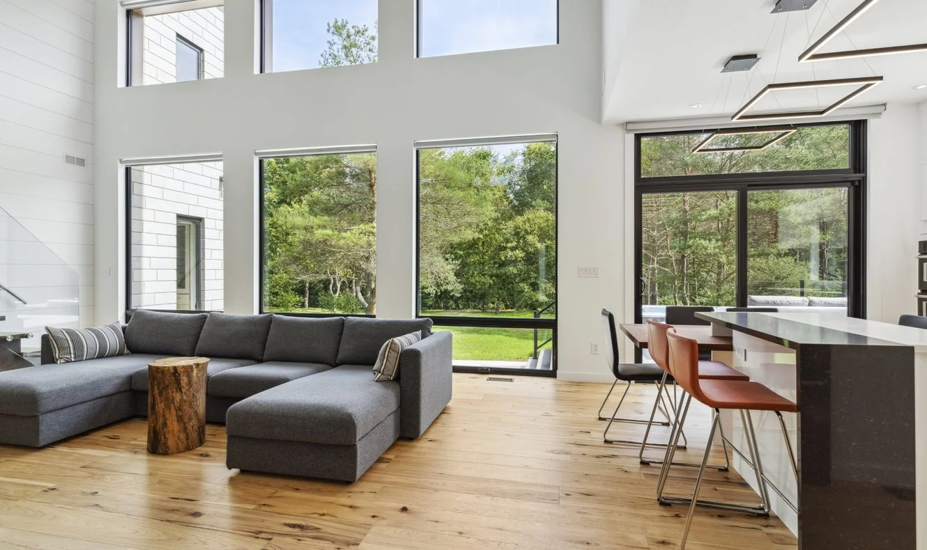 Planning a Mississauga property film from the listing brief